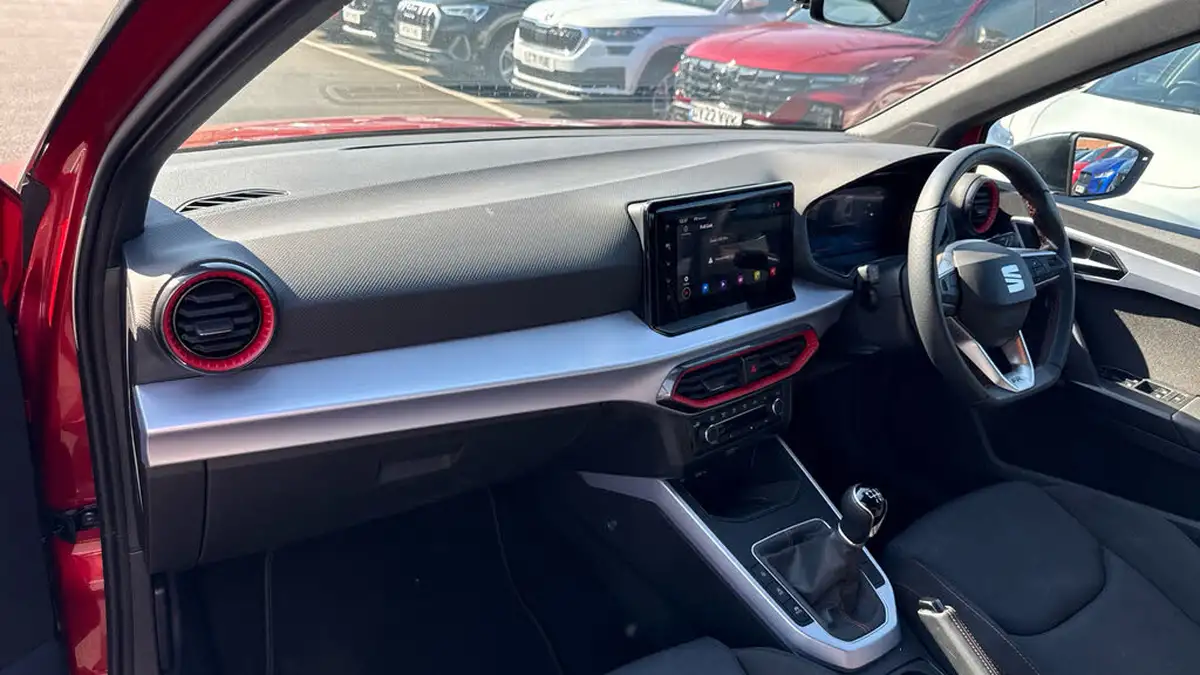 2023-seat-arona-10-tsi-fr-big-9