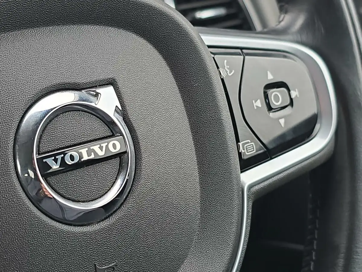 2019-volvo-xc90-20-t8-inscription-pro-390bhp-big-22