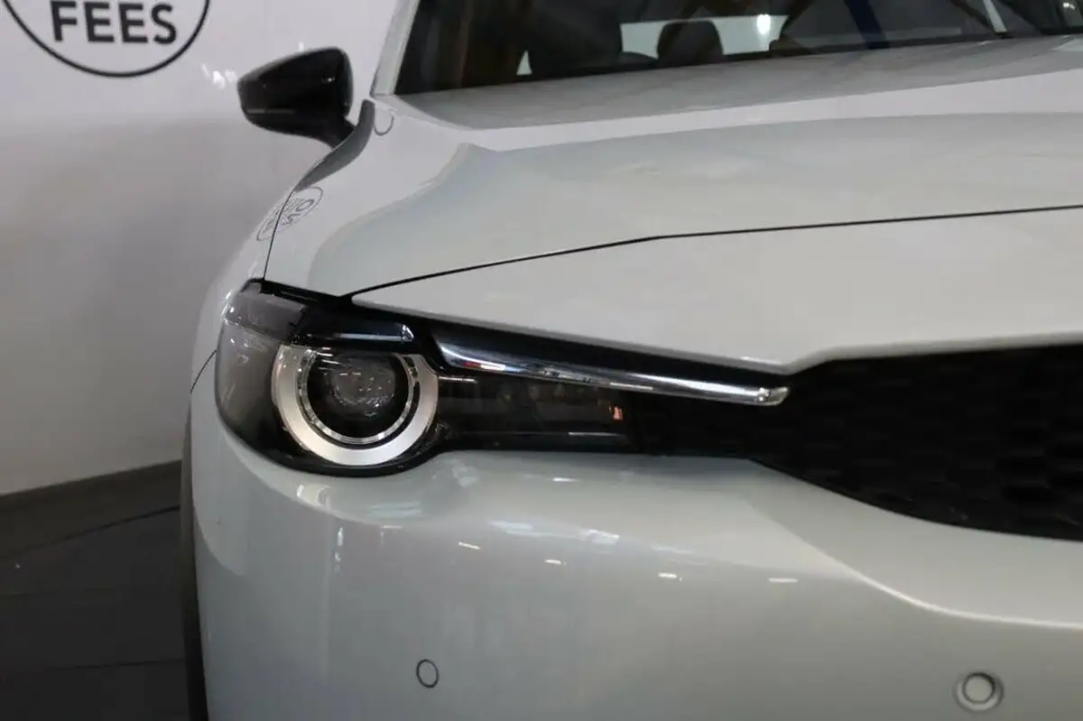 2021-mazda-mx-30-e-se-l-lux-big-9