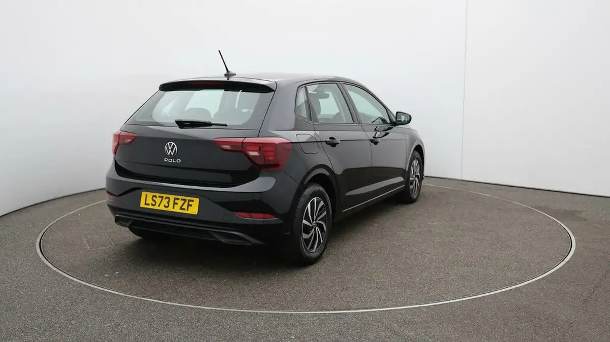 2024-volkswagen-polo-10-life-big-52