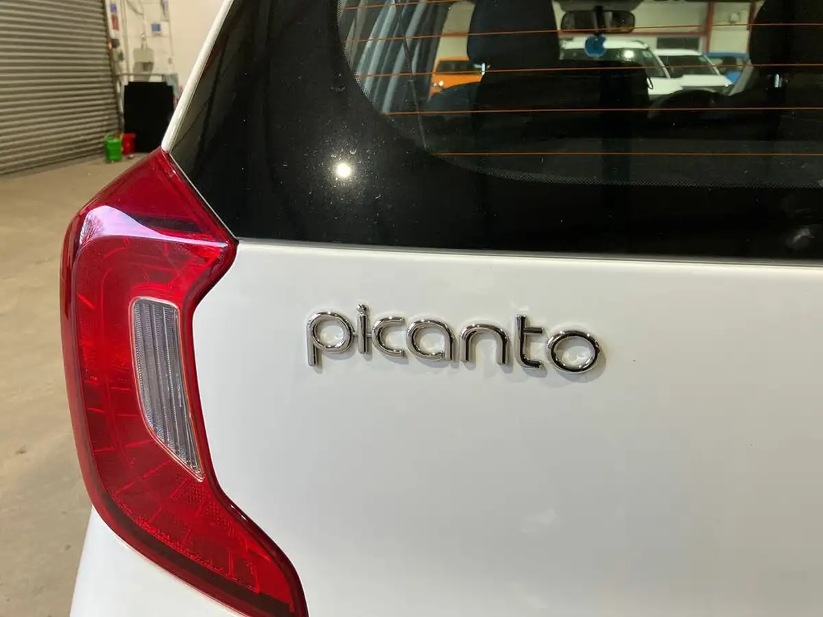 2021-kia-picanto-10-1-big-34