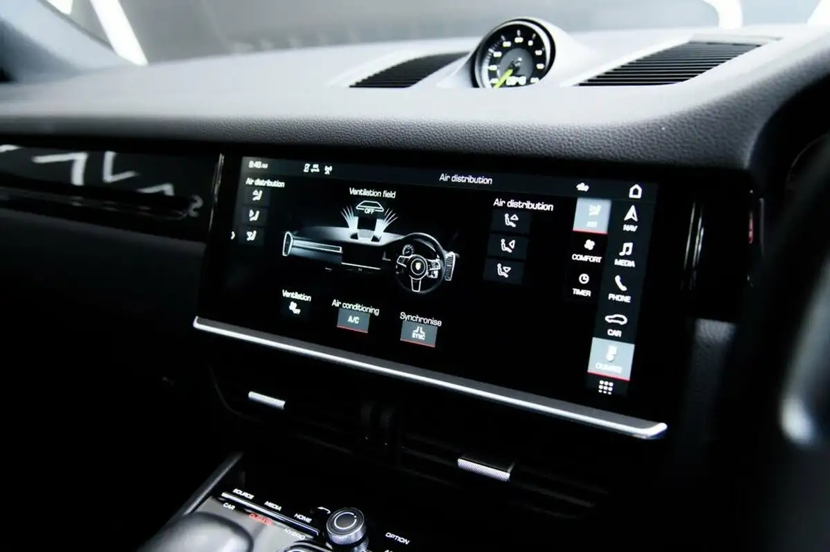 2019-porsche-cayenne-30-v6-e-hybrid-e-hybrid-coupe-big-31
