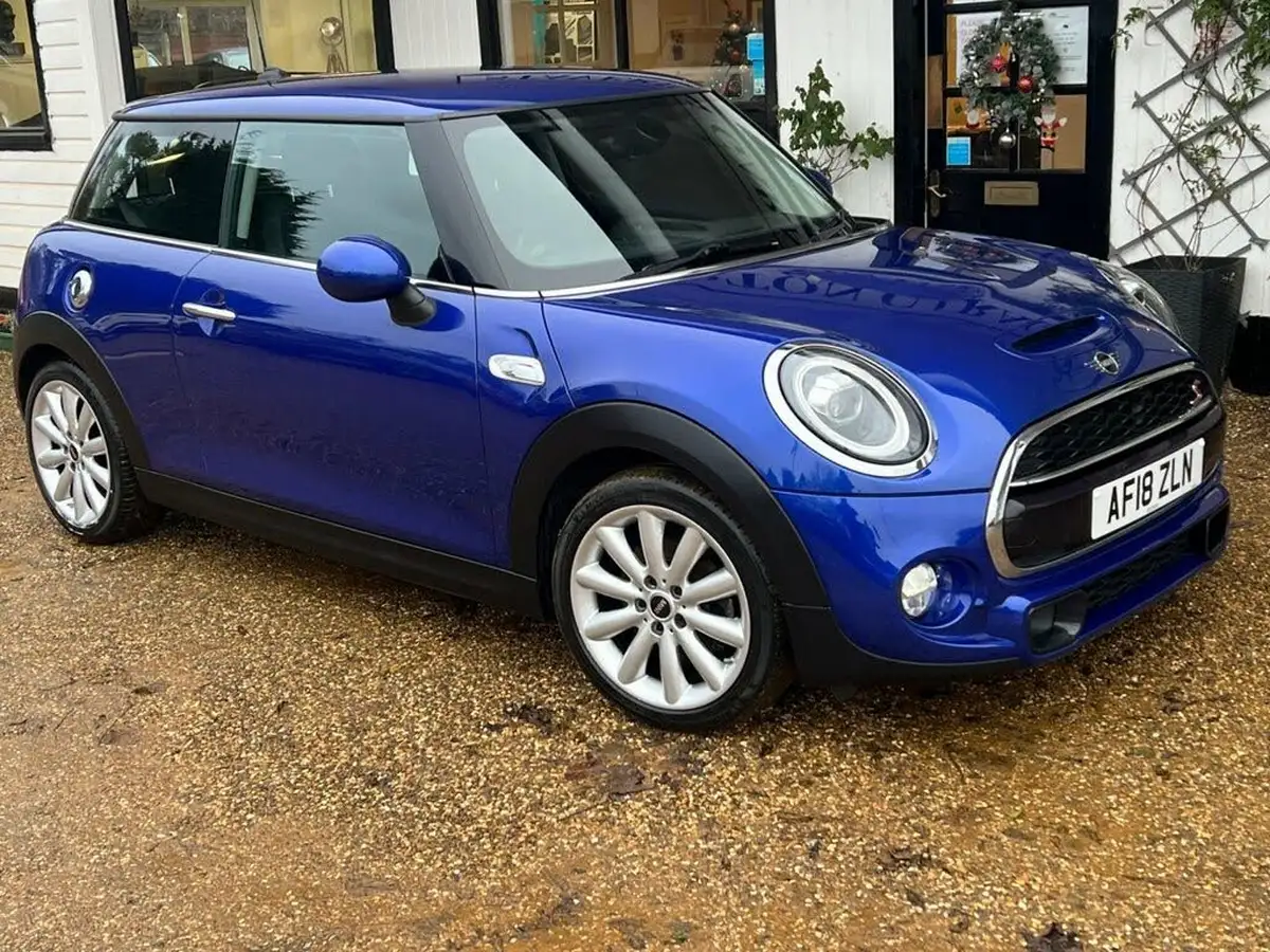 2018-mini-cooper-20-cooper-s-series-ii-ss-hatchback-3d-big-3