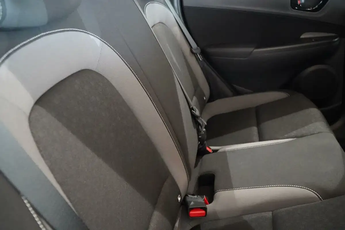 2020-hyundai-kona-16-gdi-se-big-20