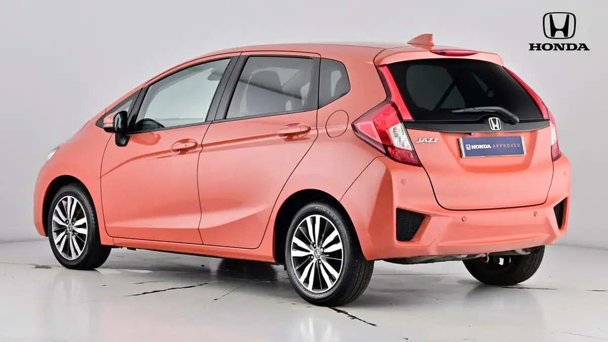 2016-honda-jazz-13-i-vtec-ex-big-1