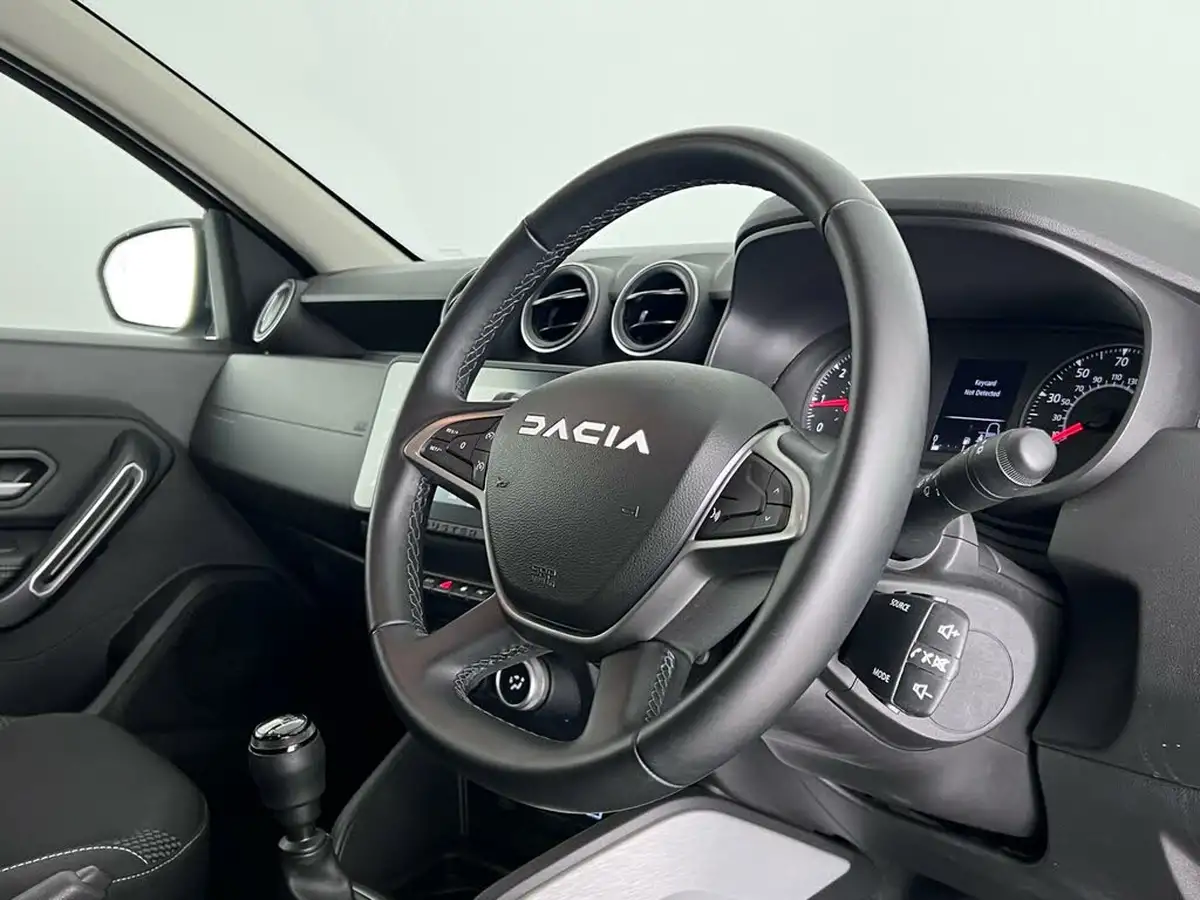 2024-dacia-duster-13-tce-journey-130bhp-1332cc-big-10