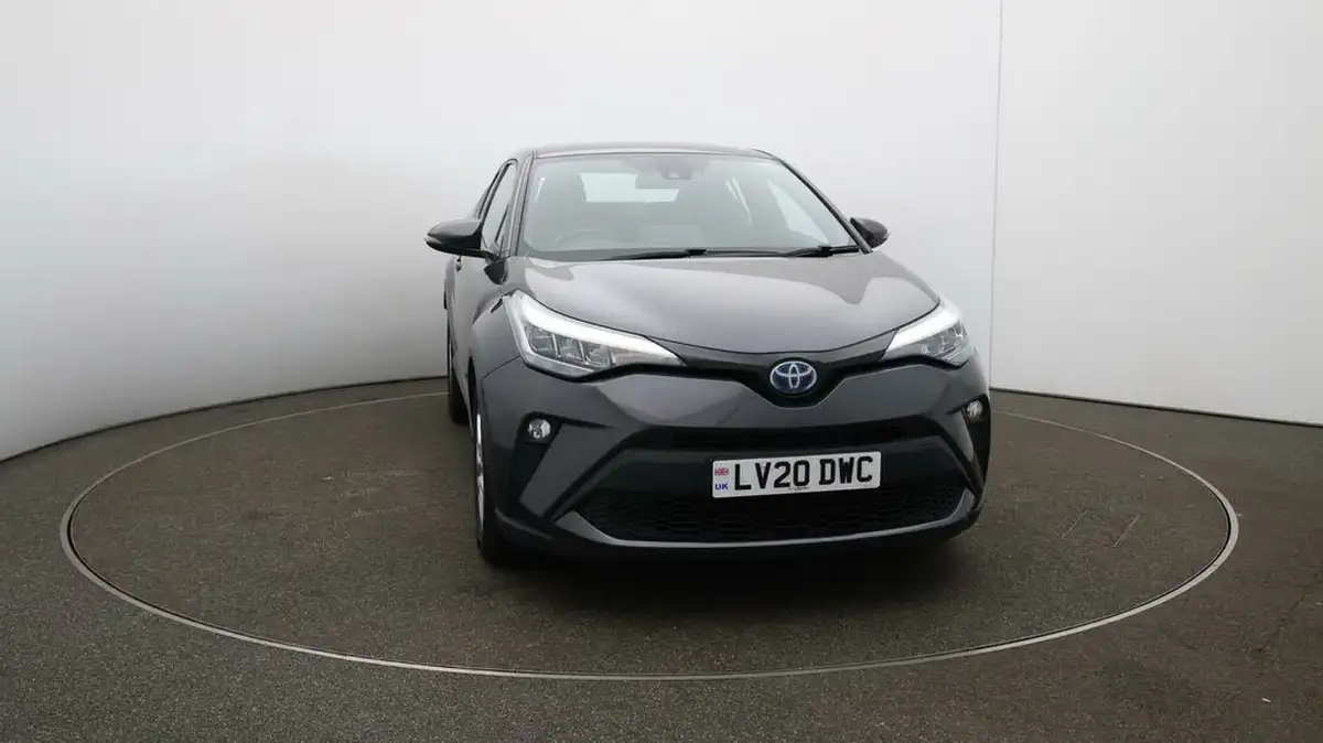 2020-toyota-c-hr-18-vvt-i-icon-parking-pack-big-41
