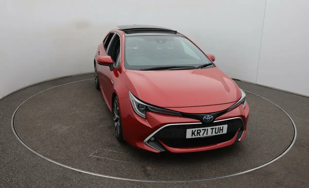 2021-toyota-corolla-18-vvt-i-excel-trk-hatchback-big-20