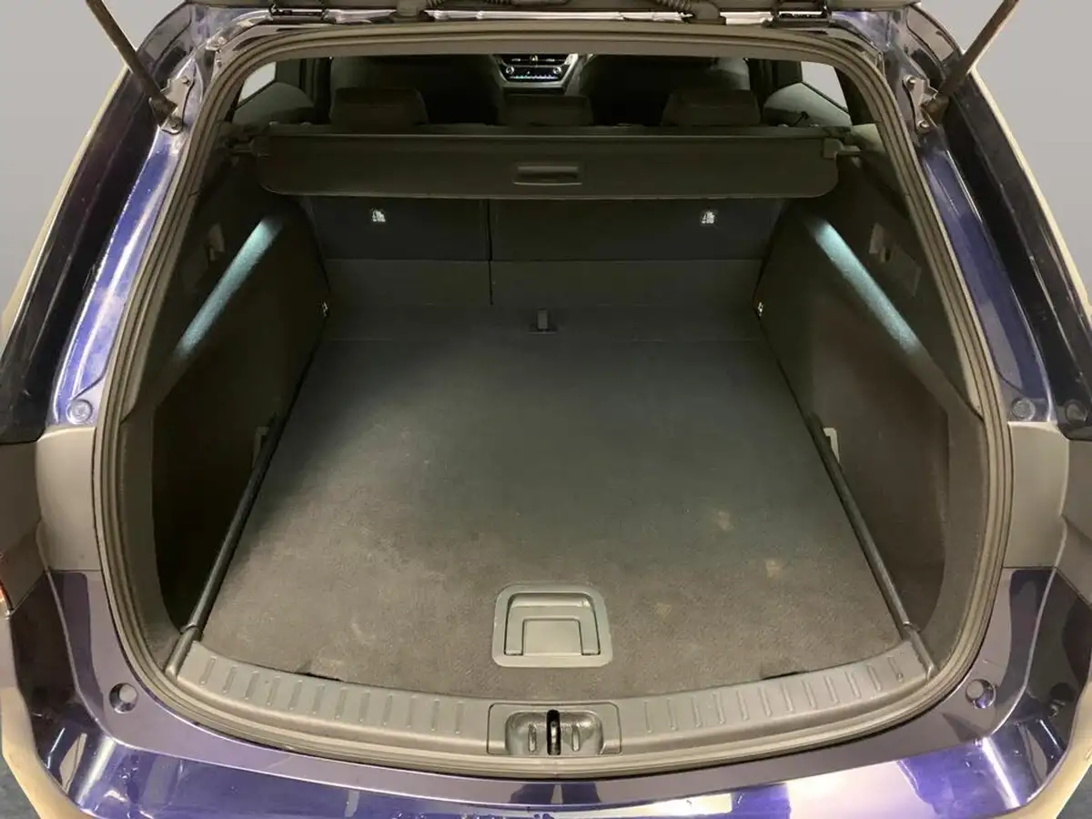 2022-suzuki-swace-18-sz5-big-31