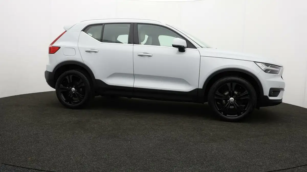 2021-volvo-xc40-15-t3-inscription-pro-163bhp-big-34