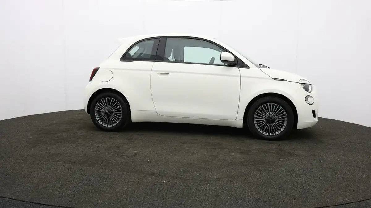 2021-fiat-500-e-icon-big-39