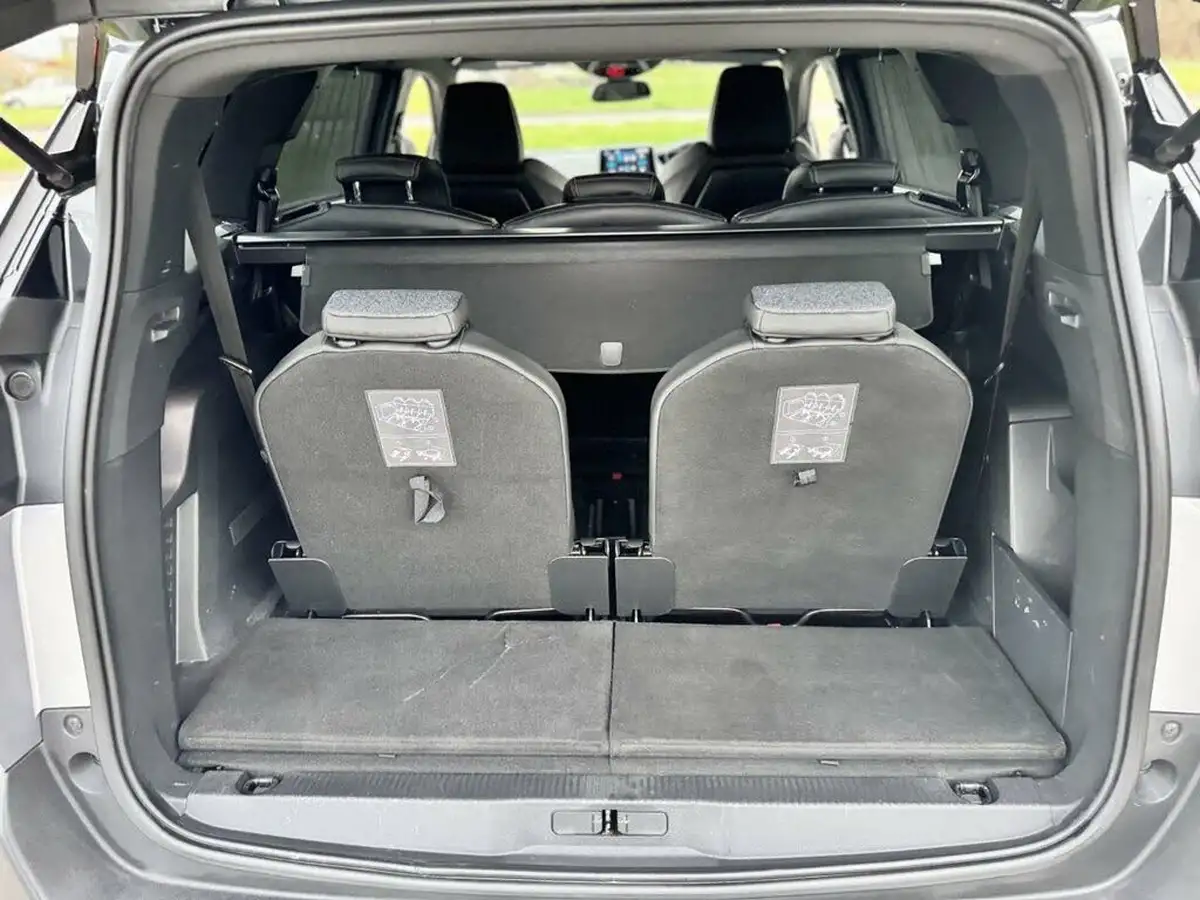 2018-peugeot-5008-suv-12-puretech-gt-line-big-65