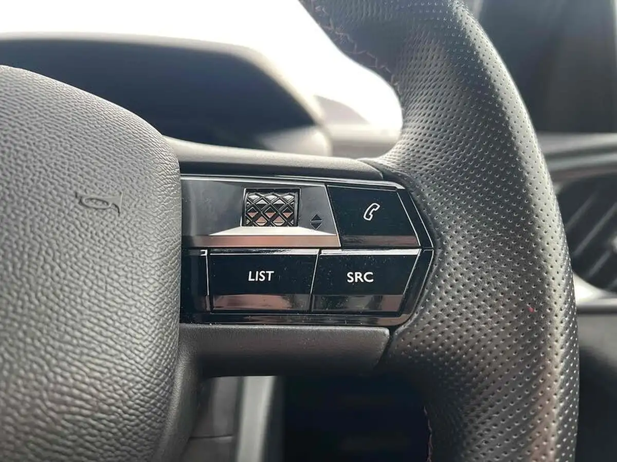 2021-ds-ds-3-crossback-e-tense-performance-line-big-32