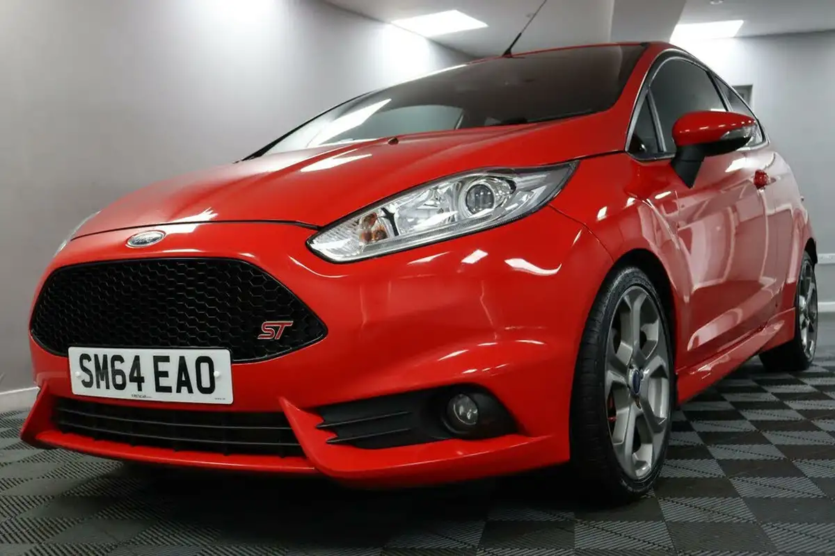 2014-ford-fiesta-16-st-3-big-23