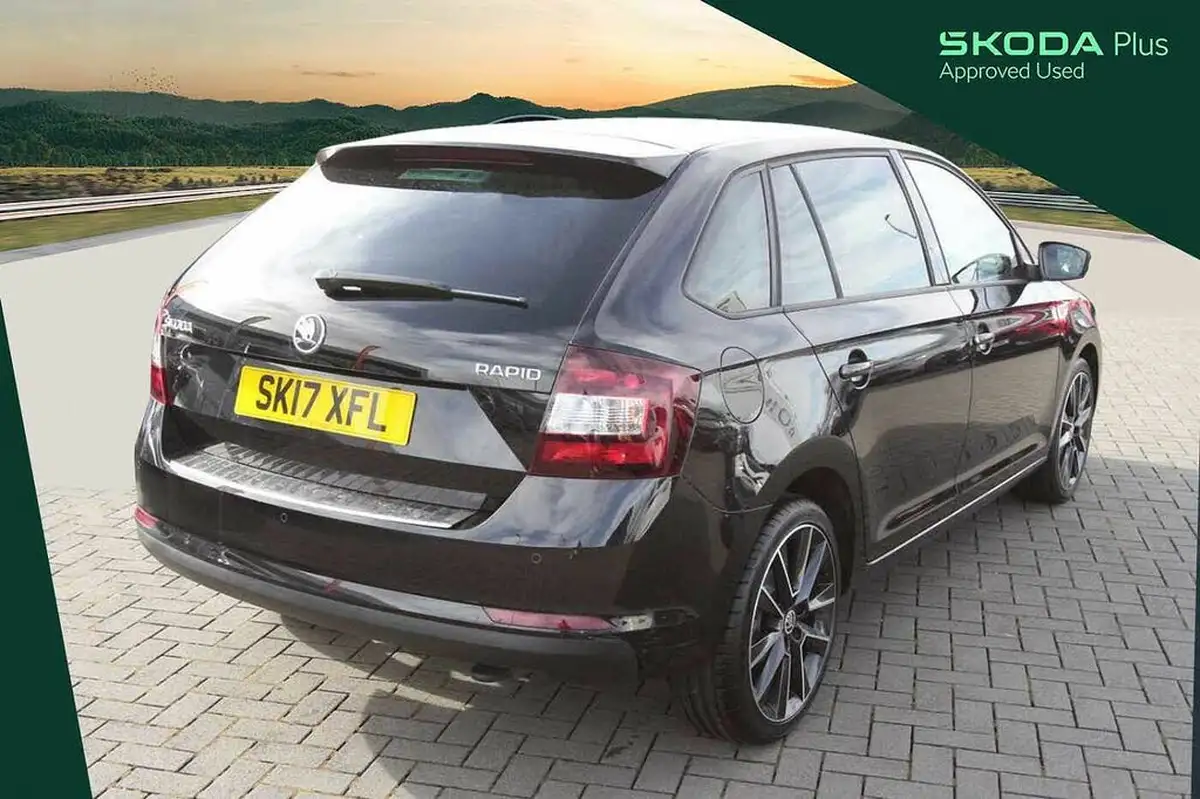 2017-skoda-rapid-spaceback-12-tsi-se-sport-big-13