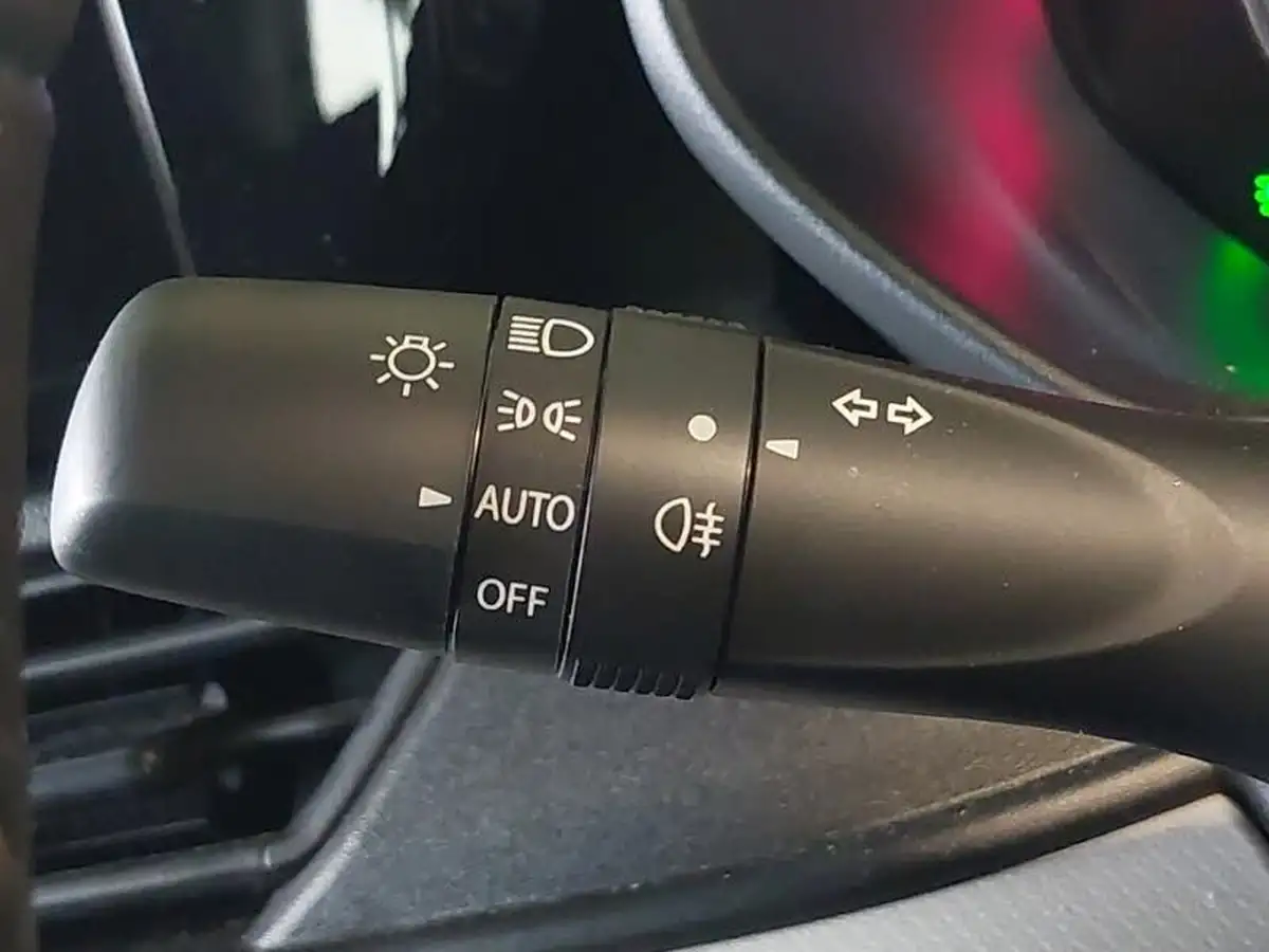 2024-suzuki-swift-12-motion-big-17