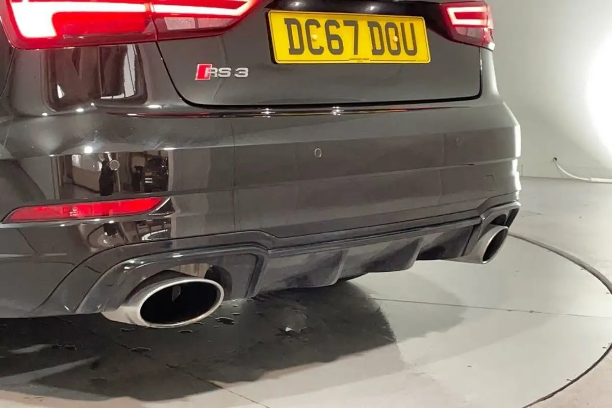 2018-audi-rs3-25-tfsi-quattro-saloon-4d-big-15