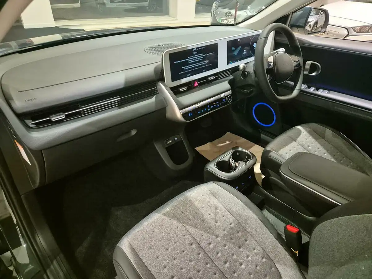 2024-hyundai-ioniq-5-e-premium-325ps-77kwh-awd-big-9