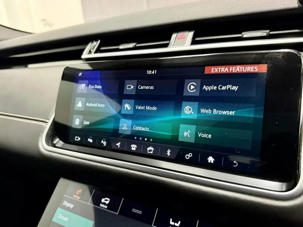 2019-land-rover-range-rover-velar-20-d240-r-dynamic-hse-big-24