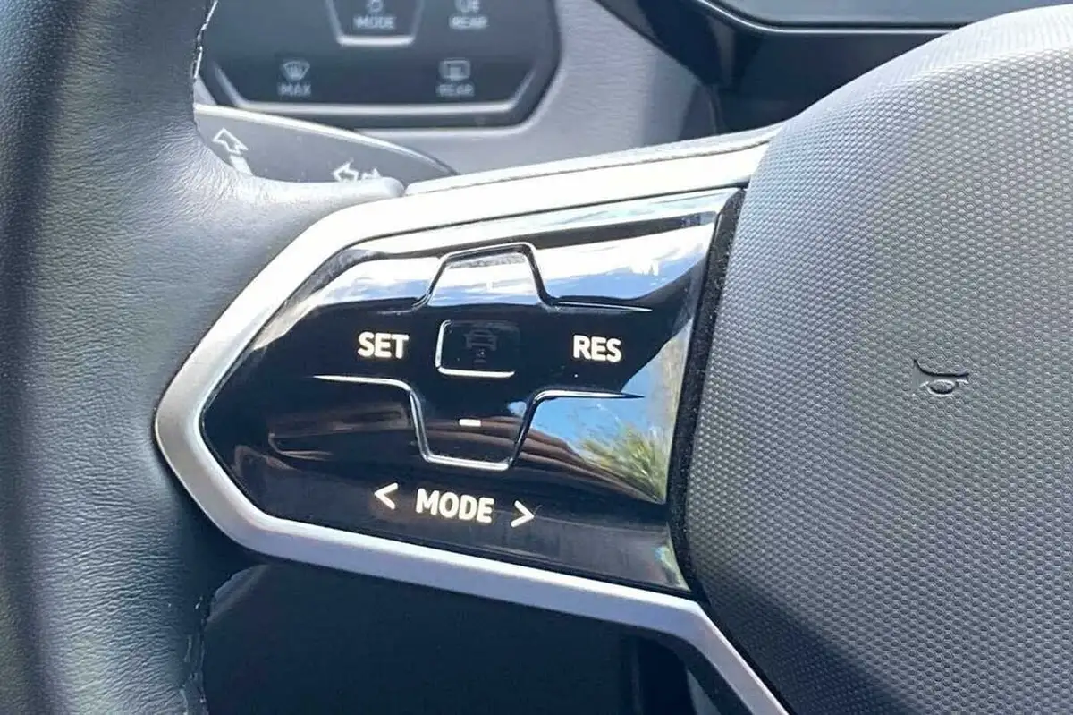 2022-volkswagen-id3-e-life-145ps-58kwh-pro-big-13