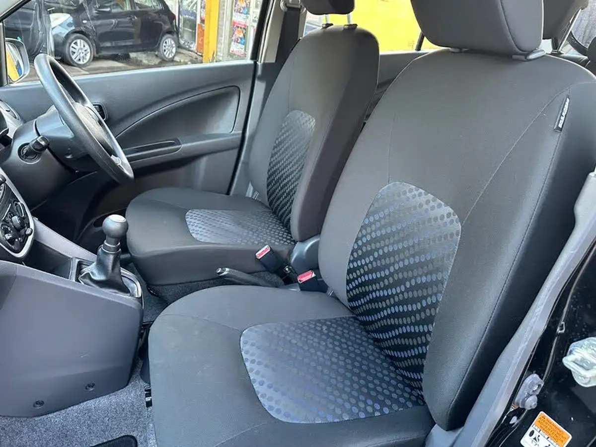 2016-suzuki-celerio-10-sz2-big-14