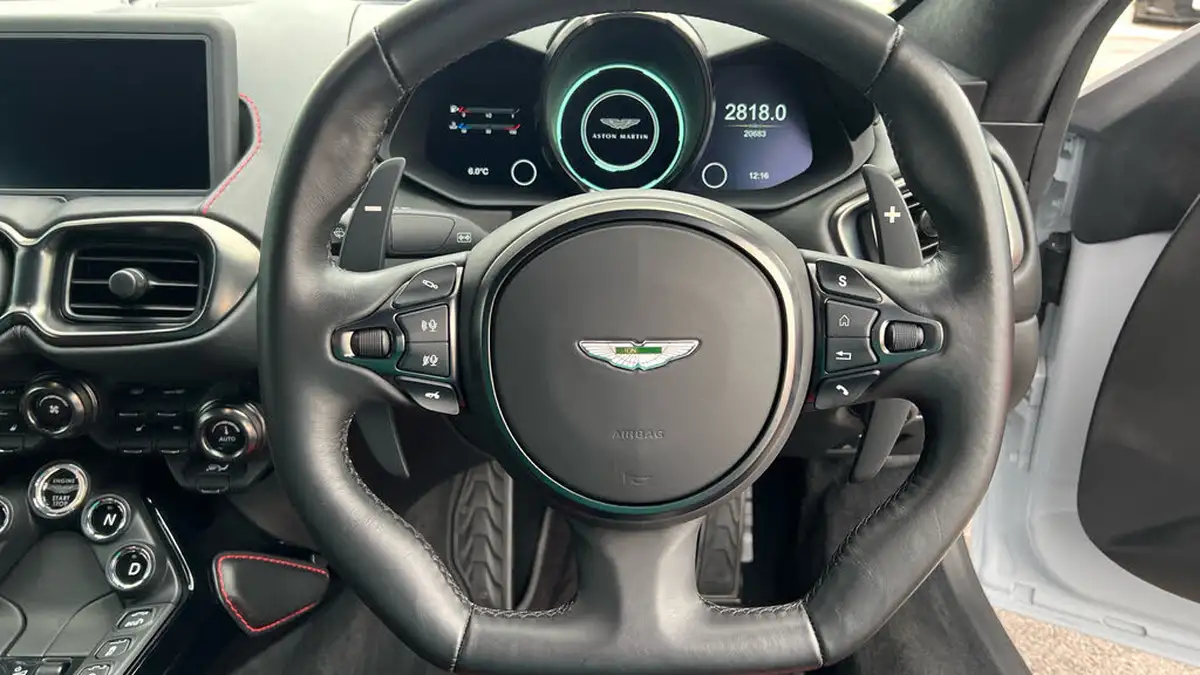 2020-aston-martin-vantage-40-v8-vantage-coupe-auto-big-9