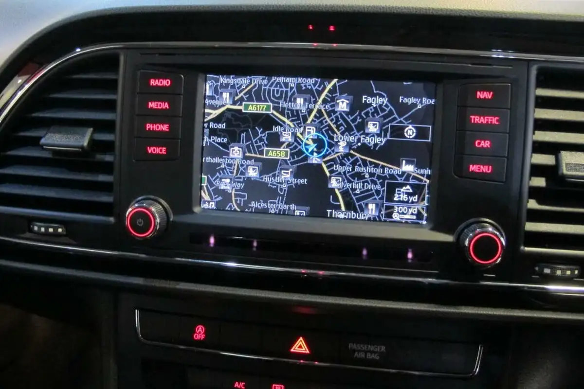 2015-seat-leon-16tdi-se-tech-pack-110ps-hatchback-5d-big-27