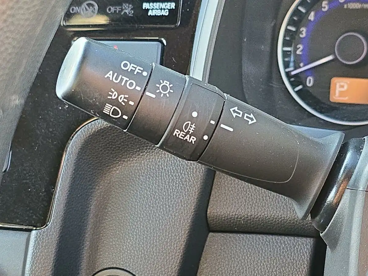 2019-honda-jazz-13-i-vtec-s-cvt-big-18