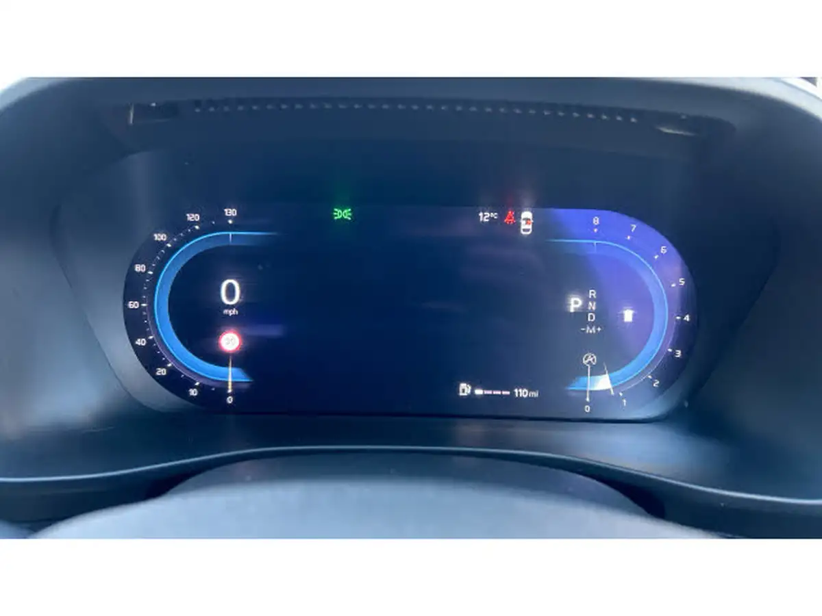 2023-volvo-xc40-20-b4-plus-big-10