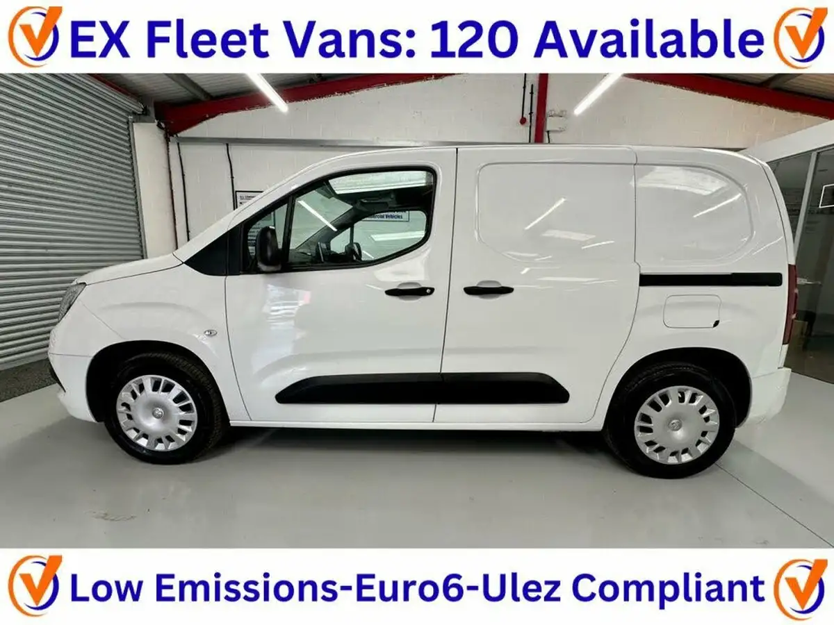 2021-vauxhall-combo-15cdti-sportive-2300-100pseu6dt-l1h1-panel-big-0