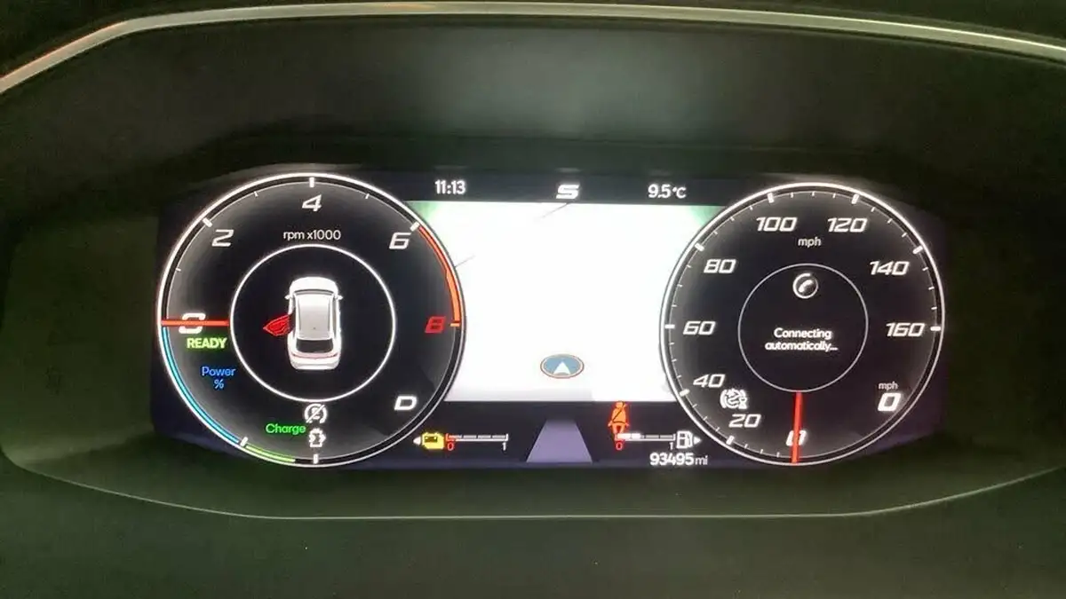 2021-seat-leon-14-e-hybrid-fr-estate-big-6