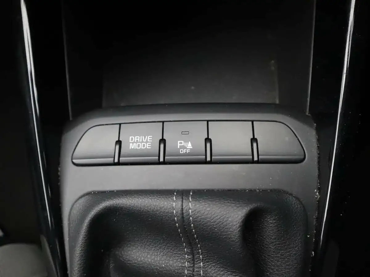 2021-kia-stonic-10-t-gdi-connect-big-31