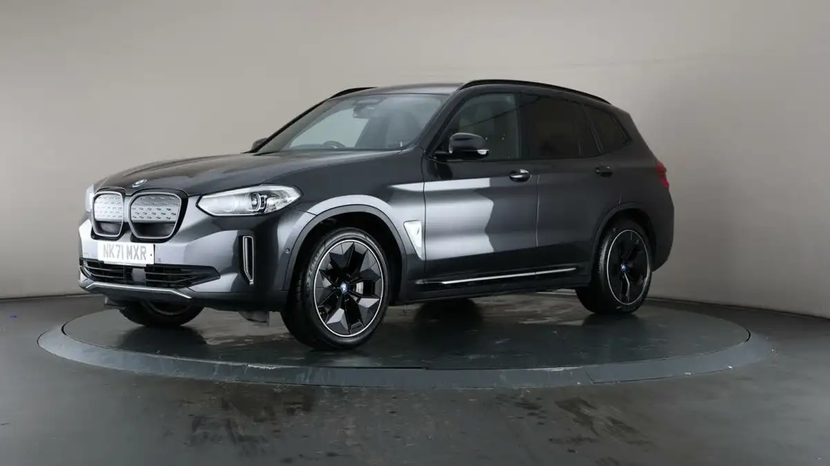 2021-bmw-ix3-e-premier-edition-big-41