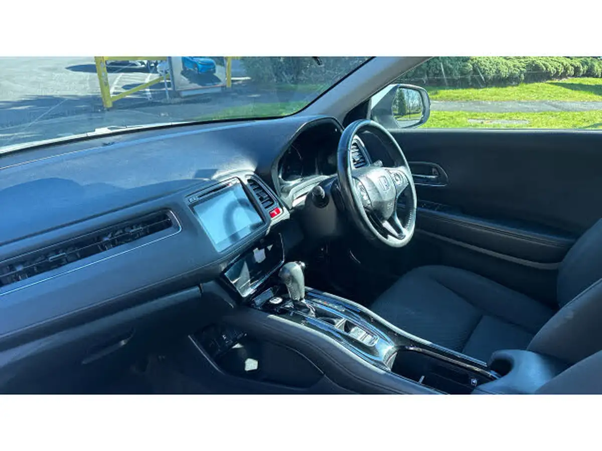 2018-honda-hr-v-15-i-vtec-se-cvt-big-1