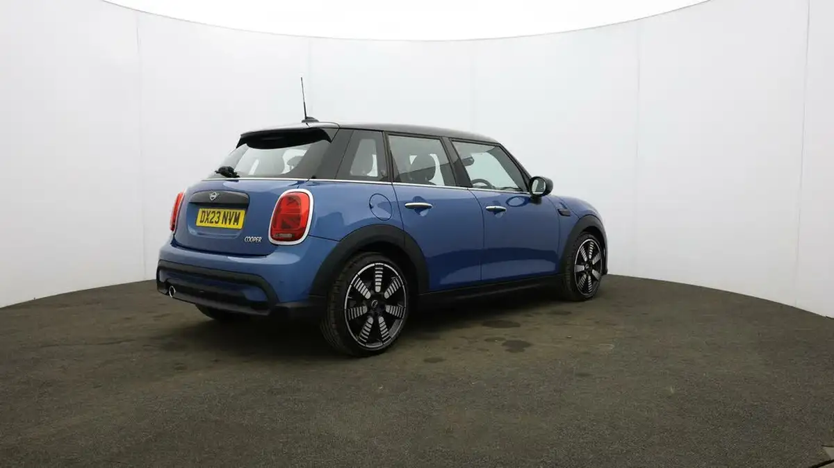 2023-mini-cooper-15-cooper-exclusive-premium-auto-hatchback-5d-auto-big-6