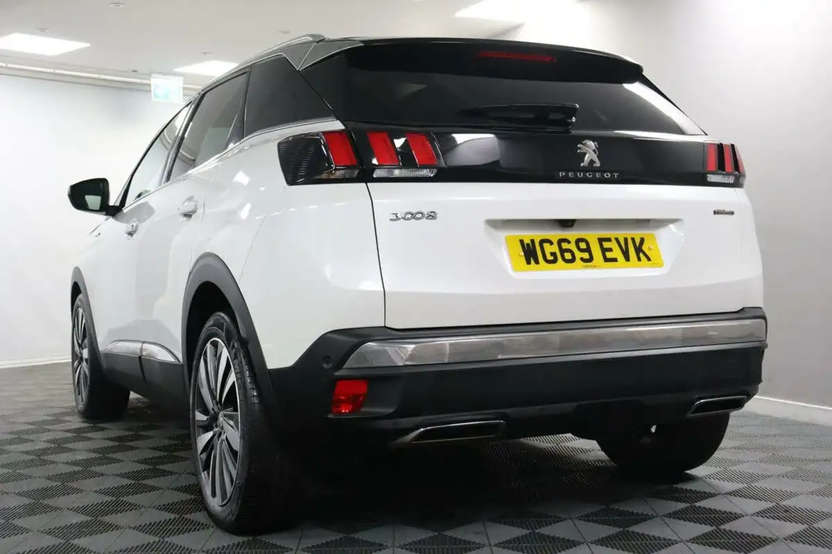 2019-peugeot-3008-suv-12-puretech-gt-line-premium-big-28