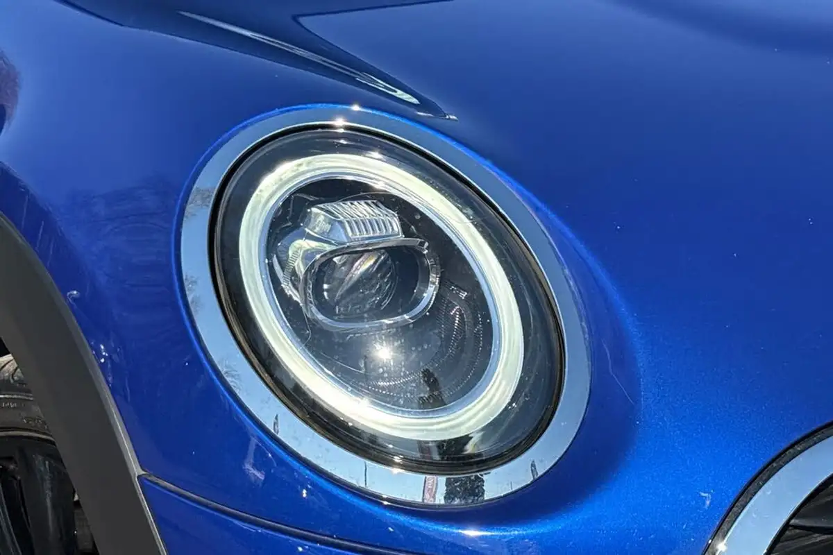 2019-mini-cooper-15-cooper-sport-hatchback-3d-big-24