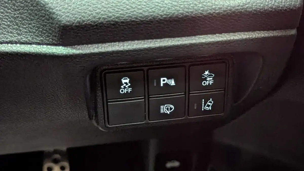 2018-honda-civic-16-i-dtec-ex-ss-hatchback-5d-big-18