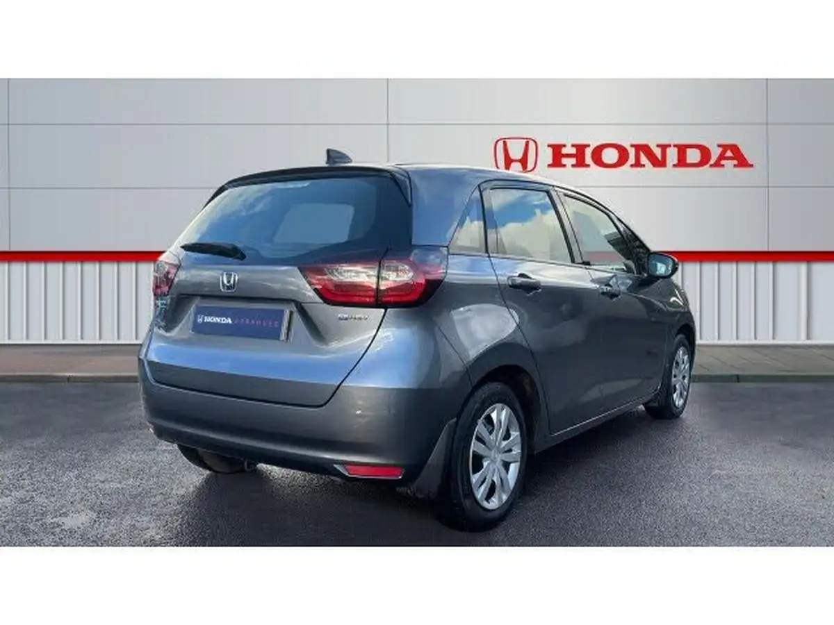 2022-honda-jazz-15-i-mmd-se-109ps-big-11