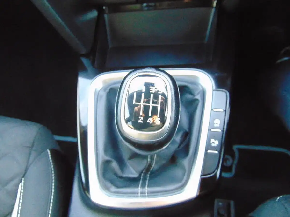 2019-kia-ceed-10-t-gdi-gt-line-big-9