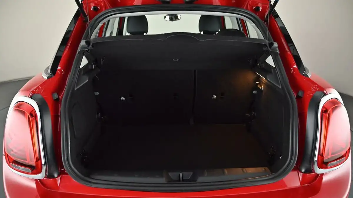 2021-mini-countryman-15-cooper-classic-big-16