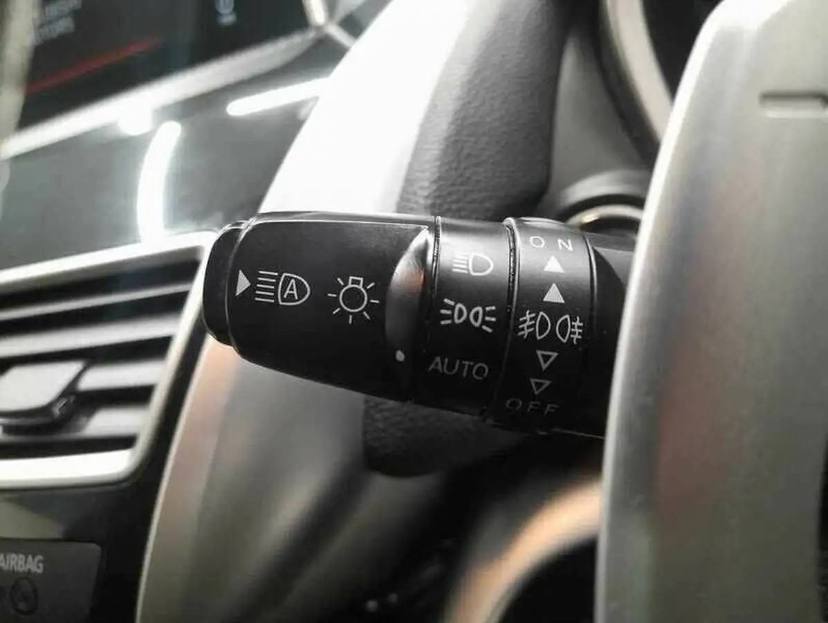 2019-mitsubishi-eclipse-cross-15-black-4wd-auto-big-17