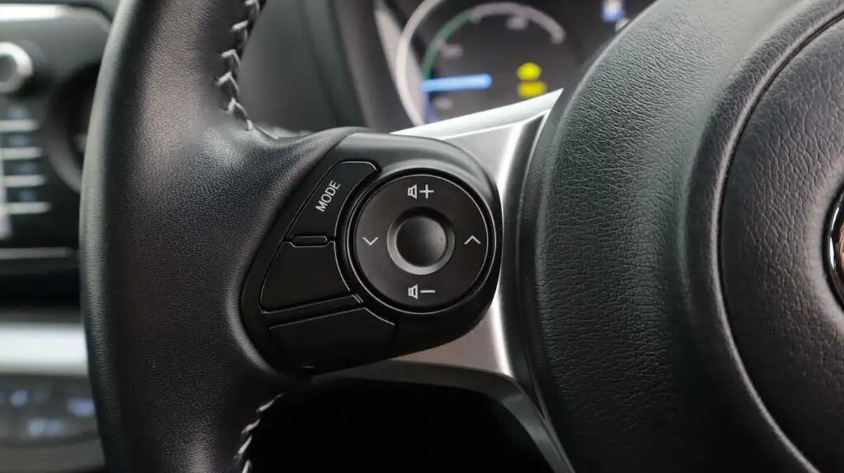 2020-toyota-yaris-15-vvt-i-gr-sport-big-24