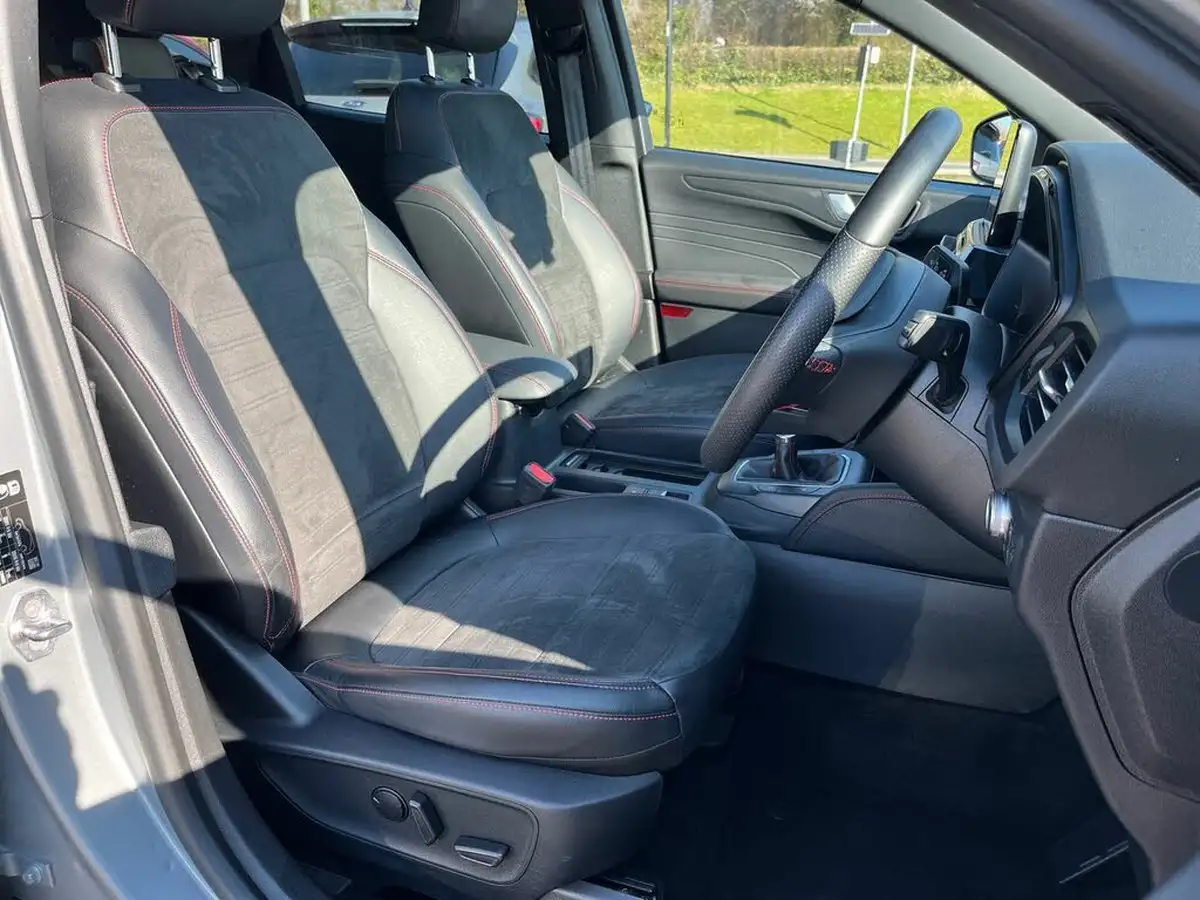 2022-ford-kuga-15-st-line-x-edition-big-20