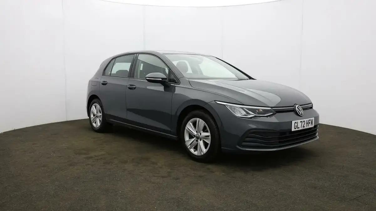 2022-volkswagen-golf-15-tsi-life-150ps-hatchback-big-45