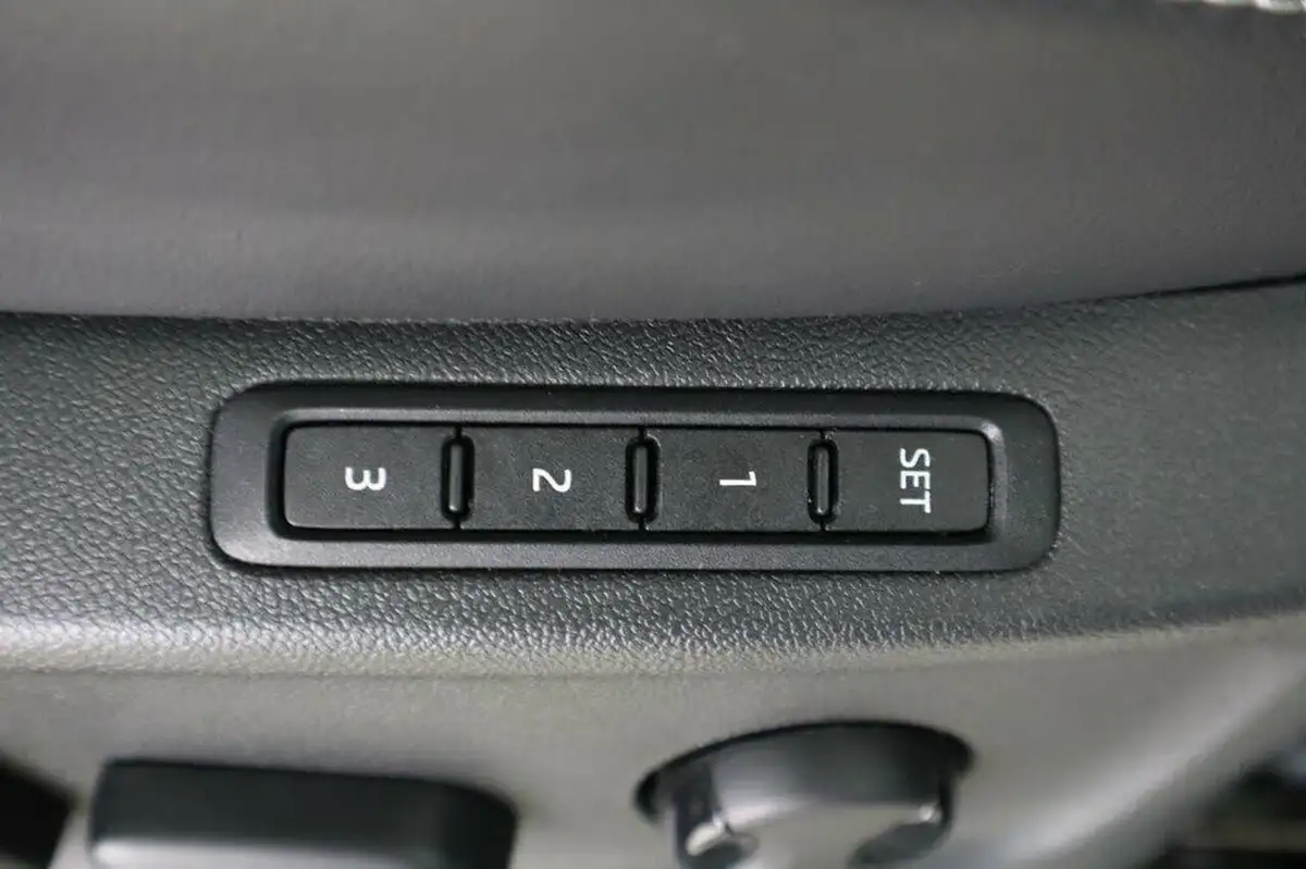 2023-skoda-kodiaq-15-tsi-sportline-big-30