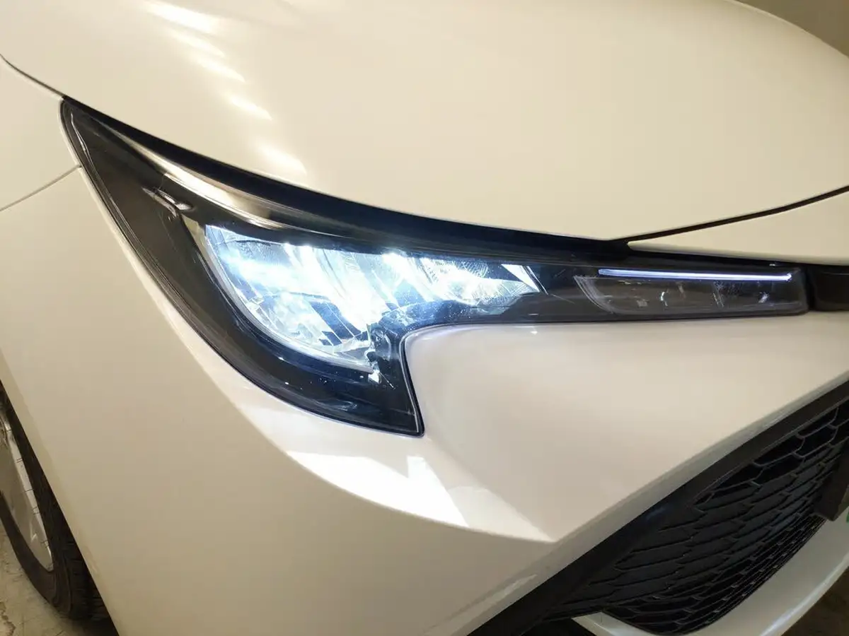 2022-toyota-corolla-18-vvt-i-icon-120bhp-spare-wheel-touring-sports-5d-big-5