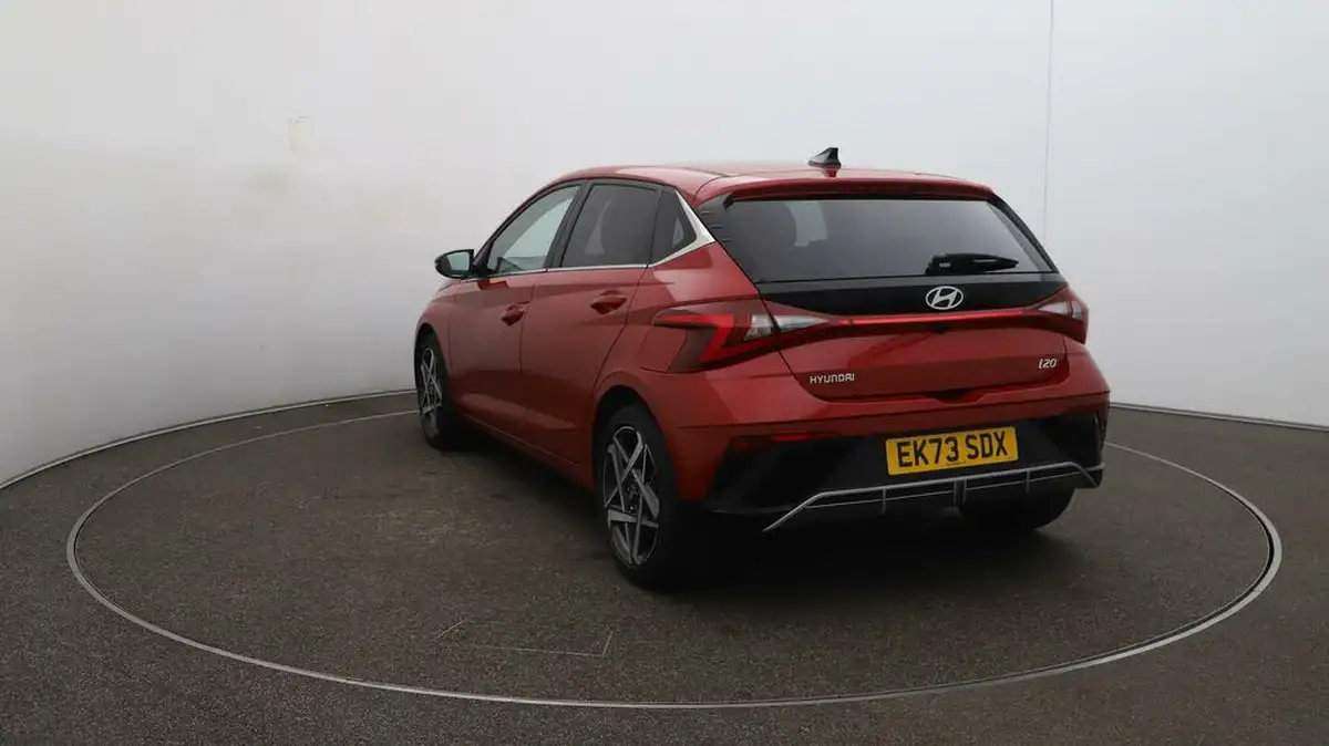 2024-hyundai-i20-10-t-gdi-premium-big-52