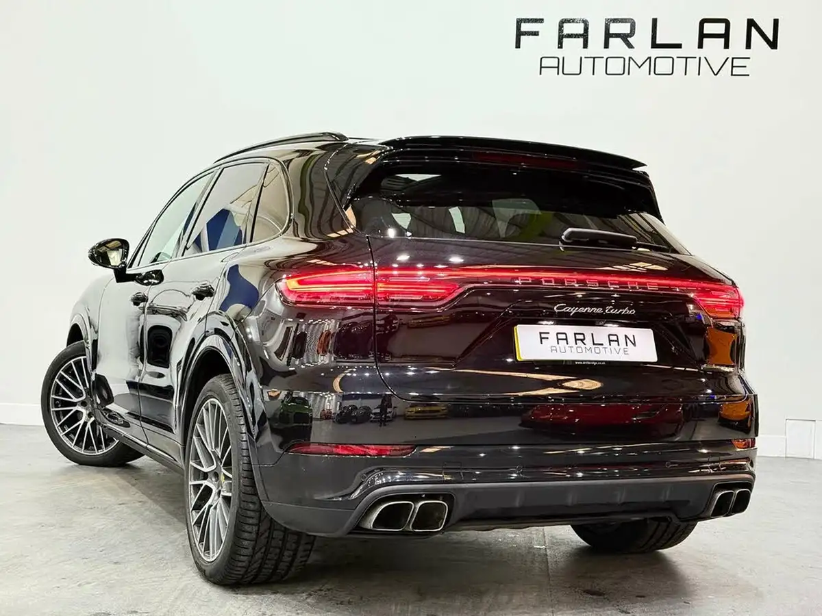 2018-porsche-cayenne-40-v8-turbo-big-4