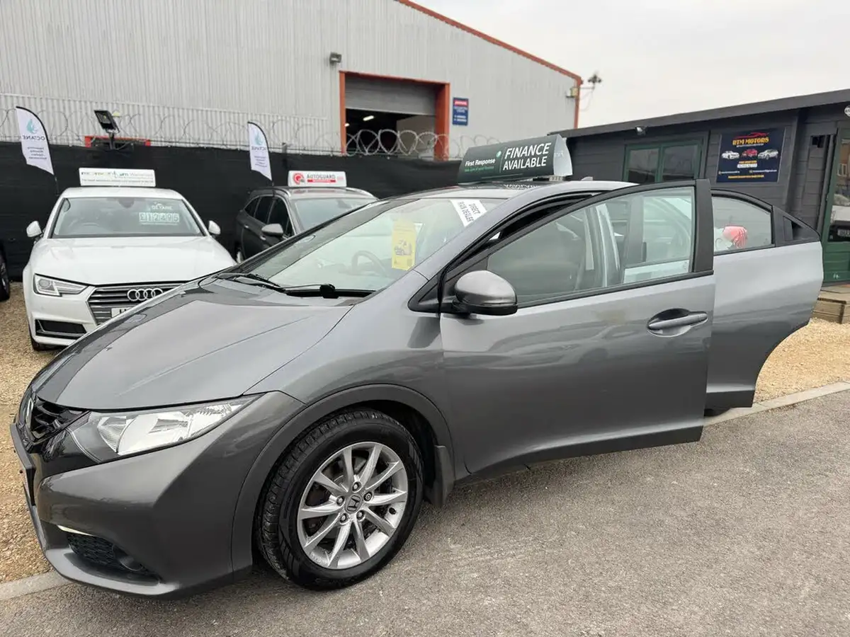 2013-honda-civic-18-es-auto-big-39